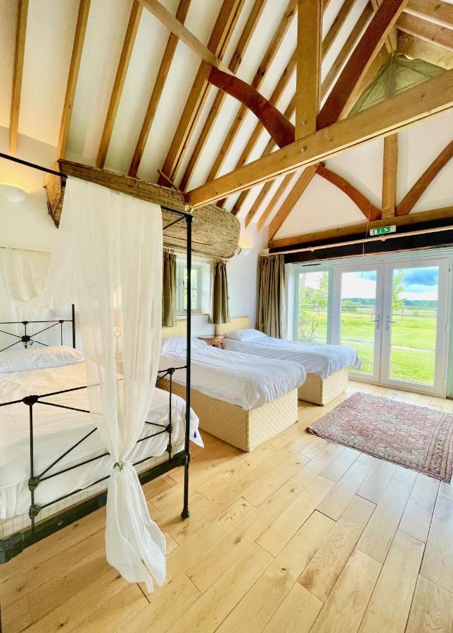 House On The Brooks Self Catering Let South Downs West Sussex Sleeps 14 *